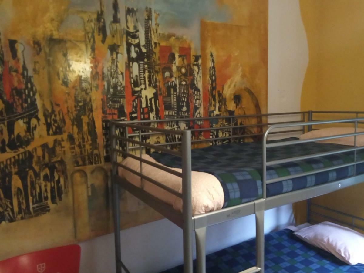 Family Adams House Hostel Braga Dış mekan fotoğraf
